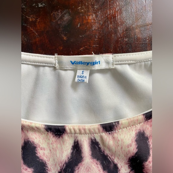 Psychedelic Mini Dress - Picture 5 of 9